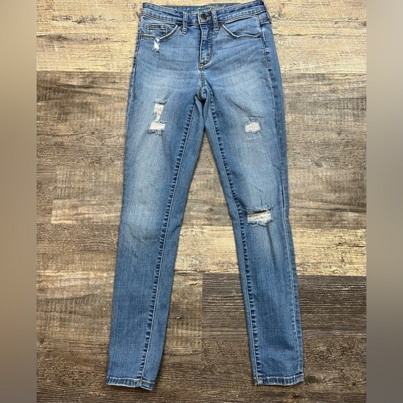 Universal Thread High Rise Jegging Medium Wash Ripped Distressed, Size 00/24R - Picture 10 of 10